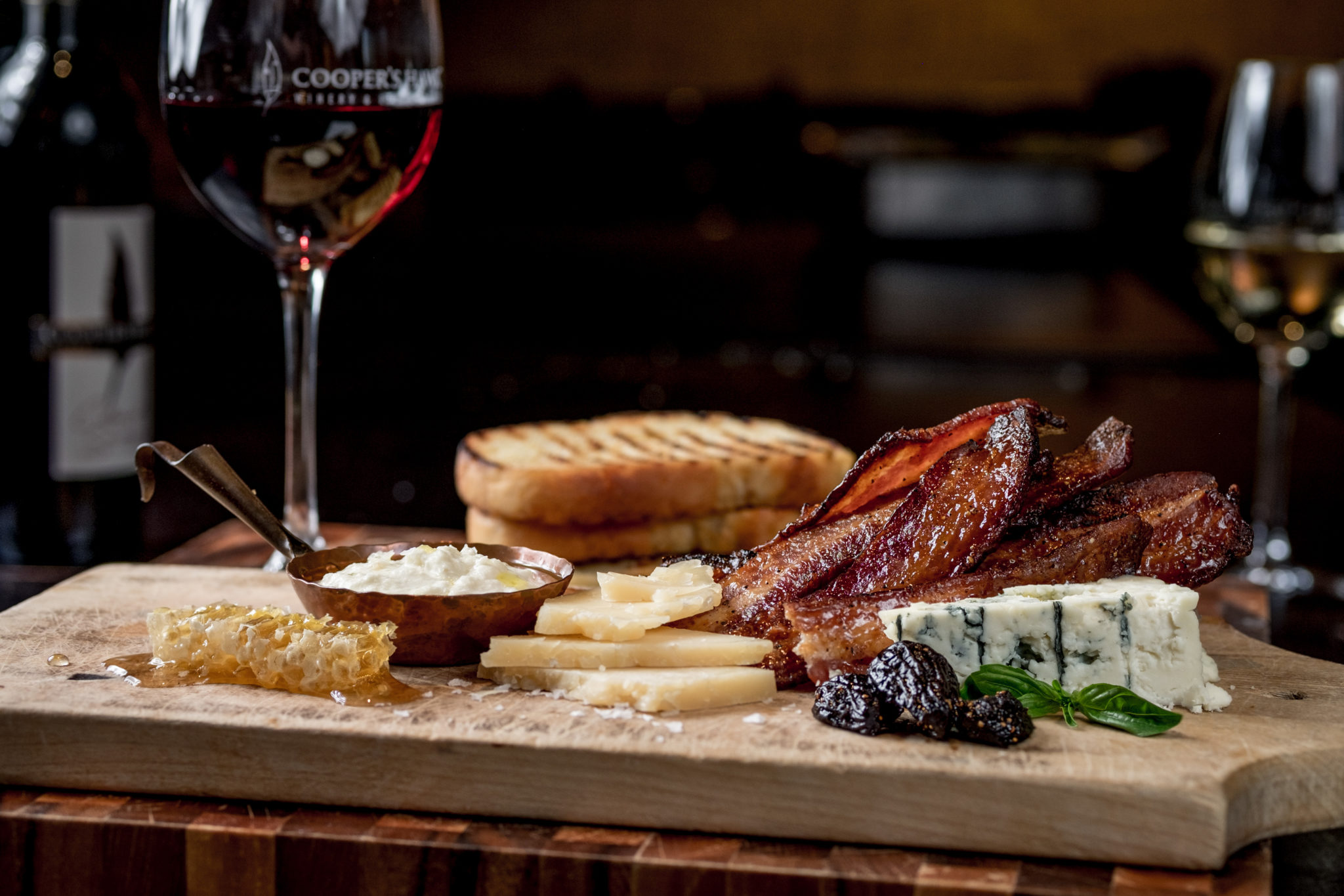 Cooper's Hawk Candied Bacon Artisan Cheeses
