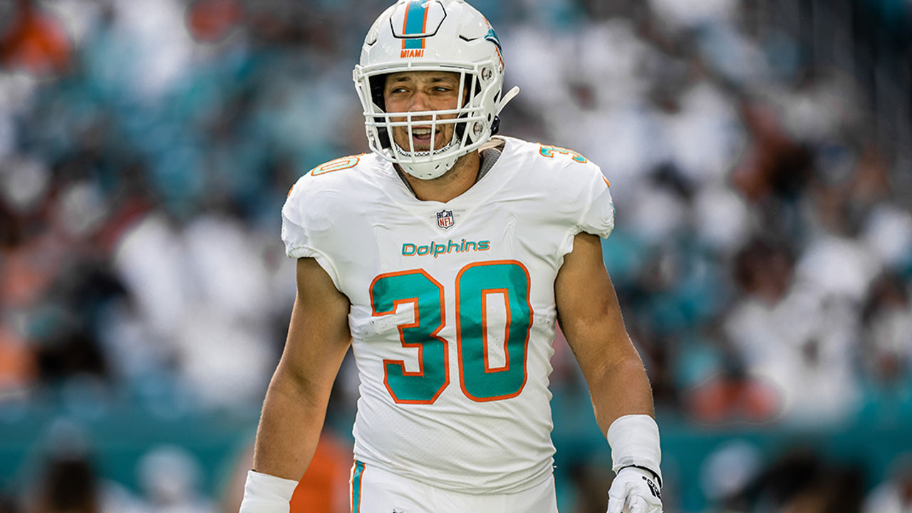 MIAMI GARDENS, FL - OCTOBER 23: Miami Dolphins fullback Alec